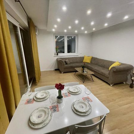 Muric Apartman 7 Любляна Экстерьер фото