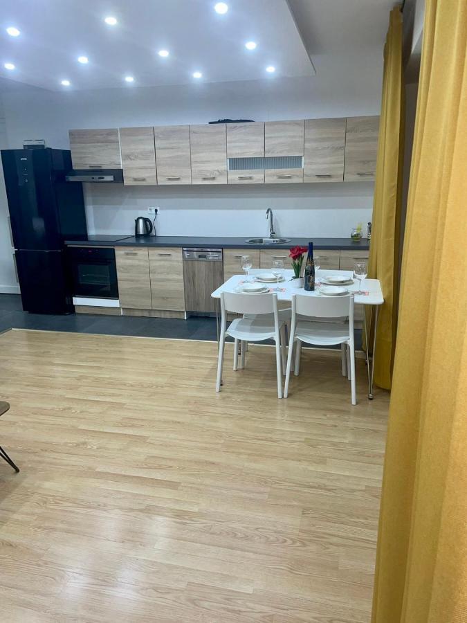 Muric Apartman 7 Любляна Экстерьер фото